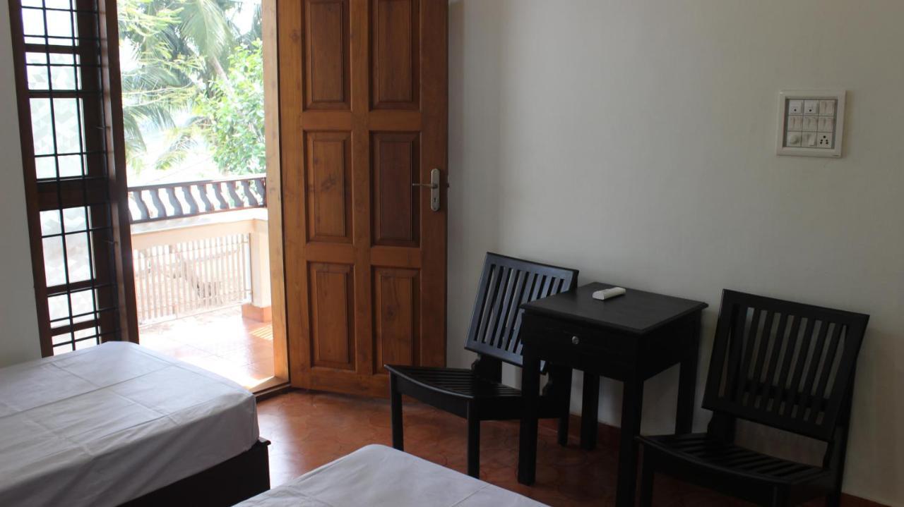 Maleyam Homestay Riverside Кожикоде Экстерьер фото